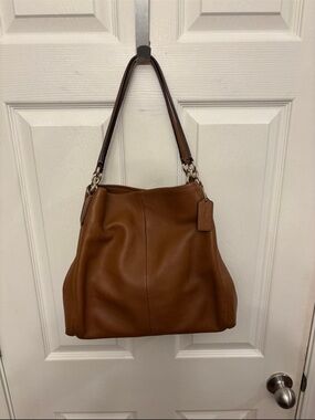 Coach phoebe leather shoulder bag